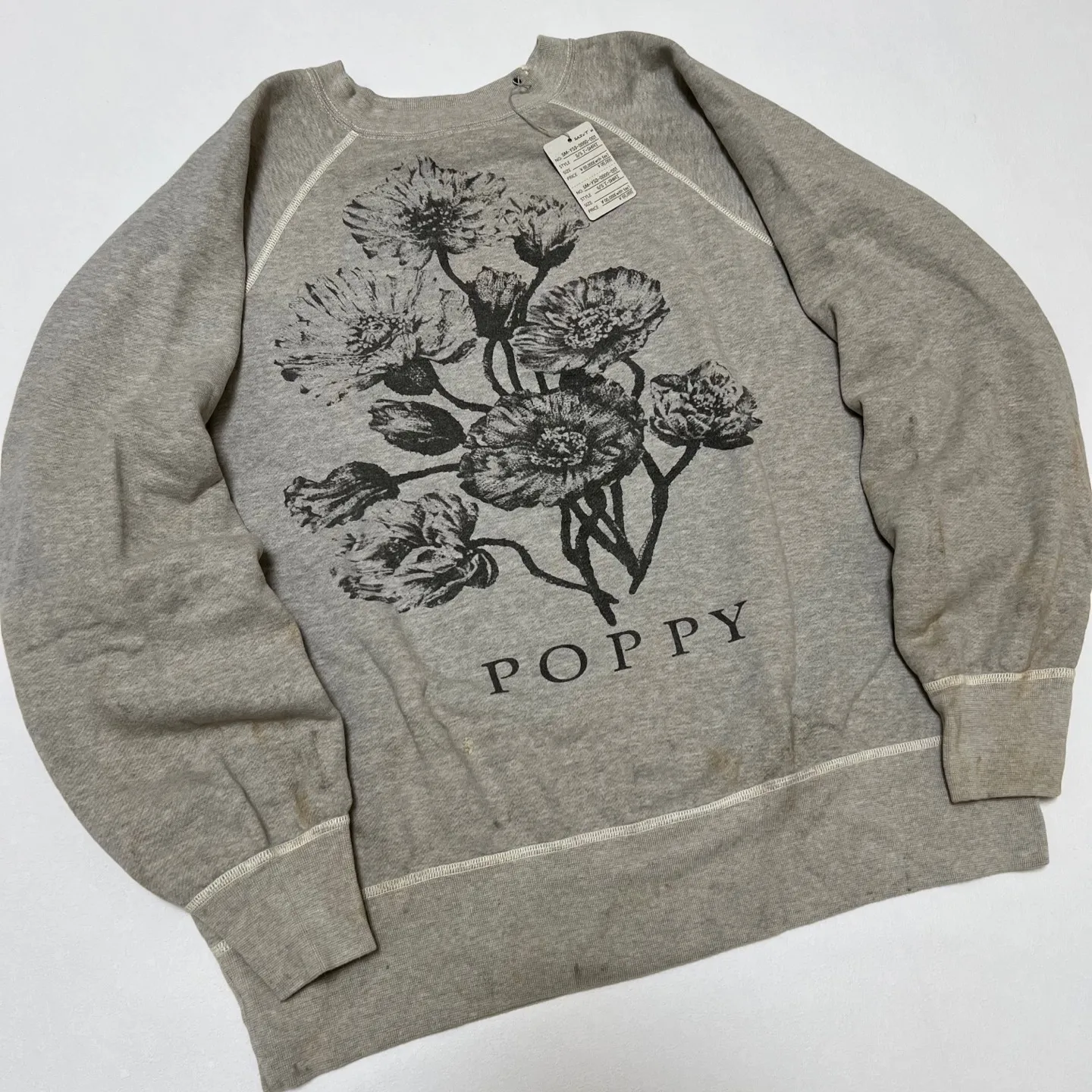 SAINT Mxxxxxx 'FLOWER' CREW NECK SWEAT SHIRTS Floral Distressed Retro Sweatshirt Distressed Gray S-XL Big Factory Four-needle Six-Thread Boneless Stitching Process/Original Horn Sleeve Version Top Printing Process Authentic Level Re-Engraving Garment Washing and Distressing/Hand-worn Graffiti Treatment Original Consistent Fruit Label/Little Angel Anti-Counterfeiting Label